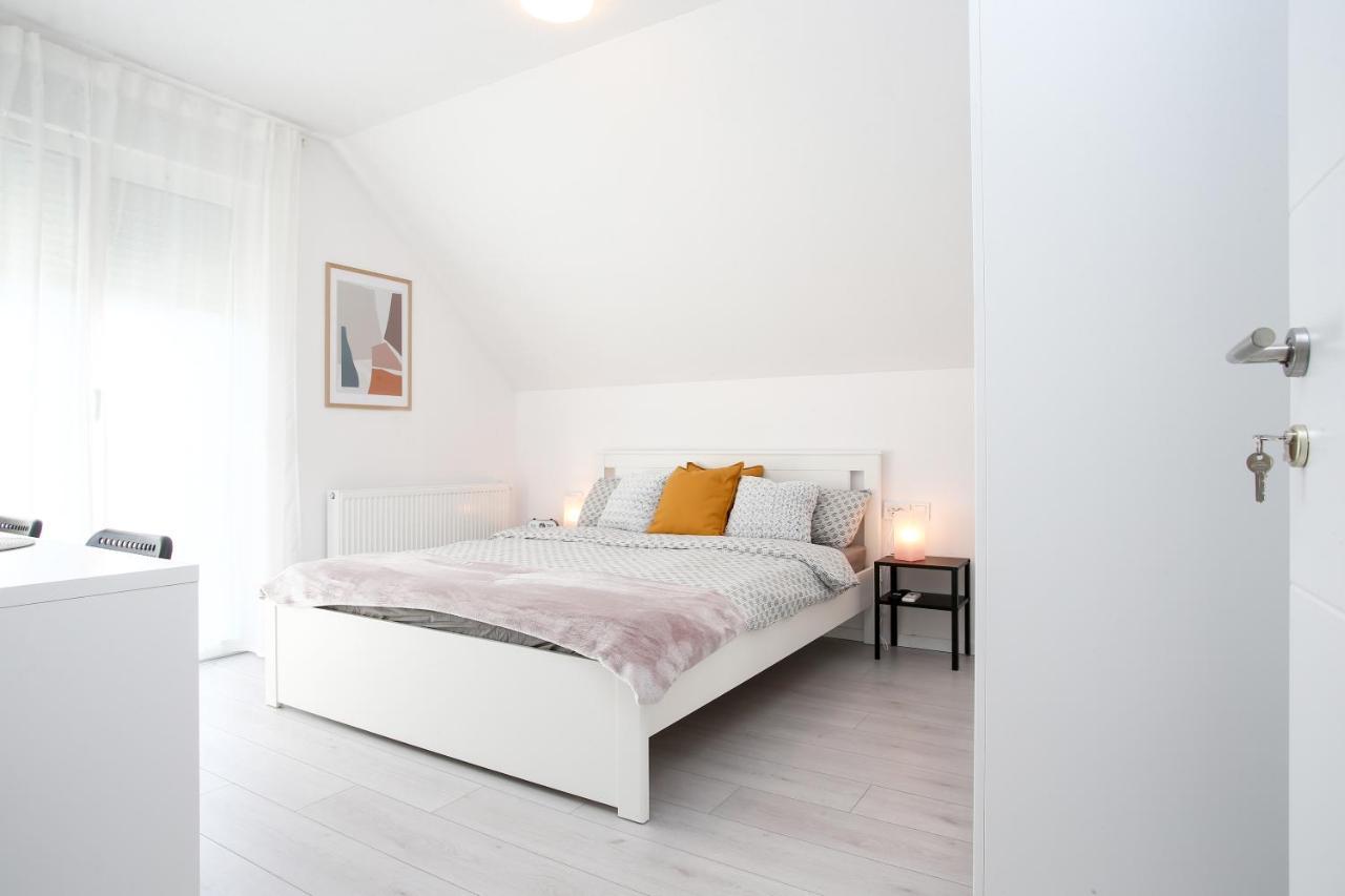 White Rooms Arena Zagreb Extérieur photo